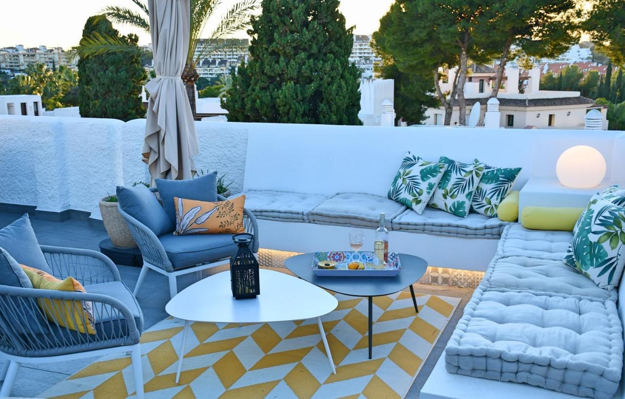 Yellow Jasper - Gemstone Getaway Marbella Buitenkant foto